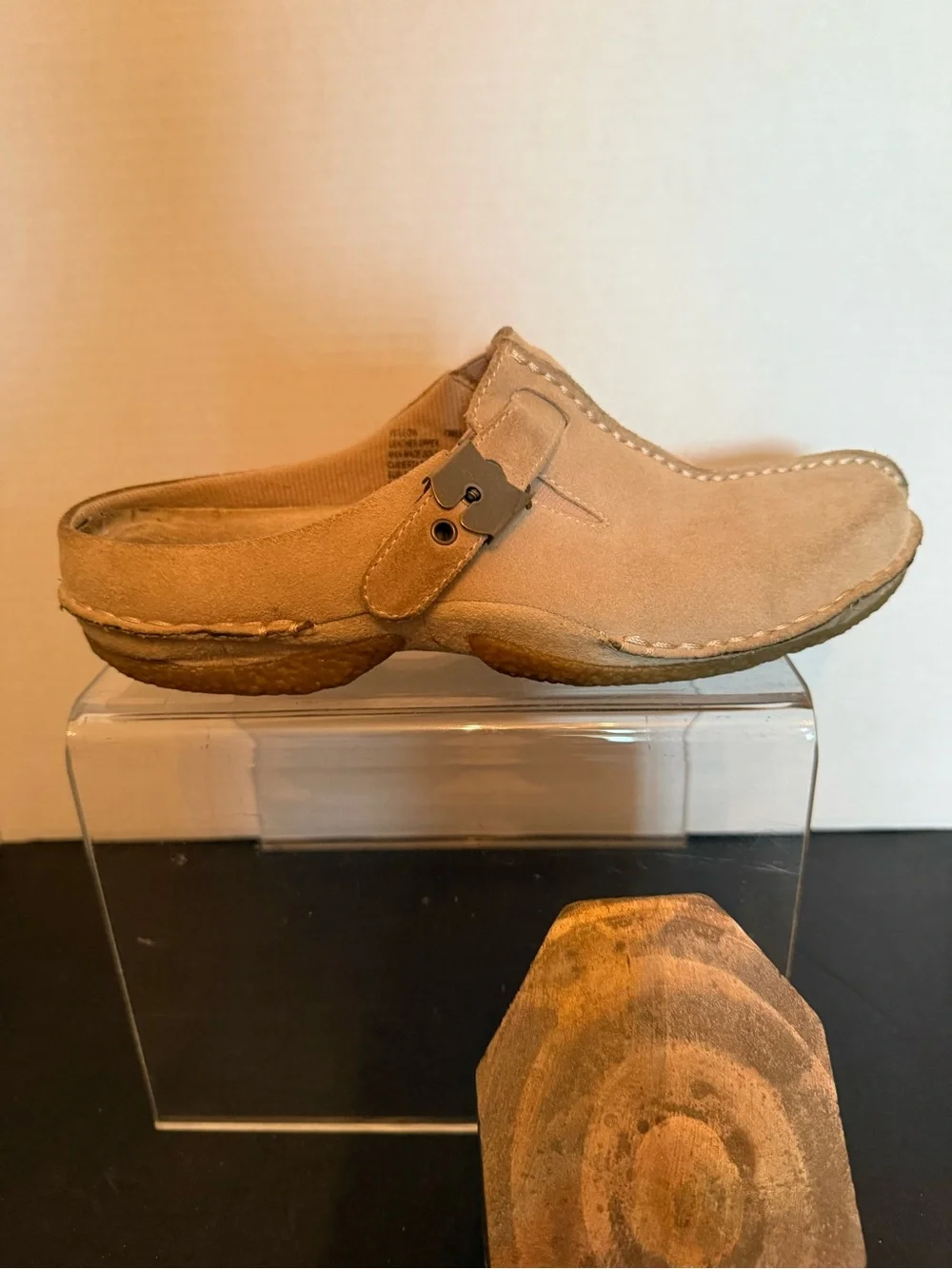 Earth Spirit Tan Suede Slip-On Clog with Buckle 7